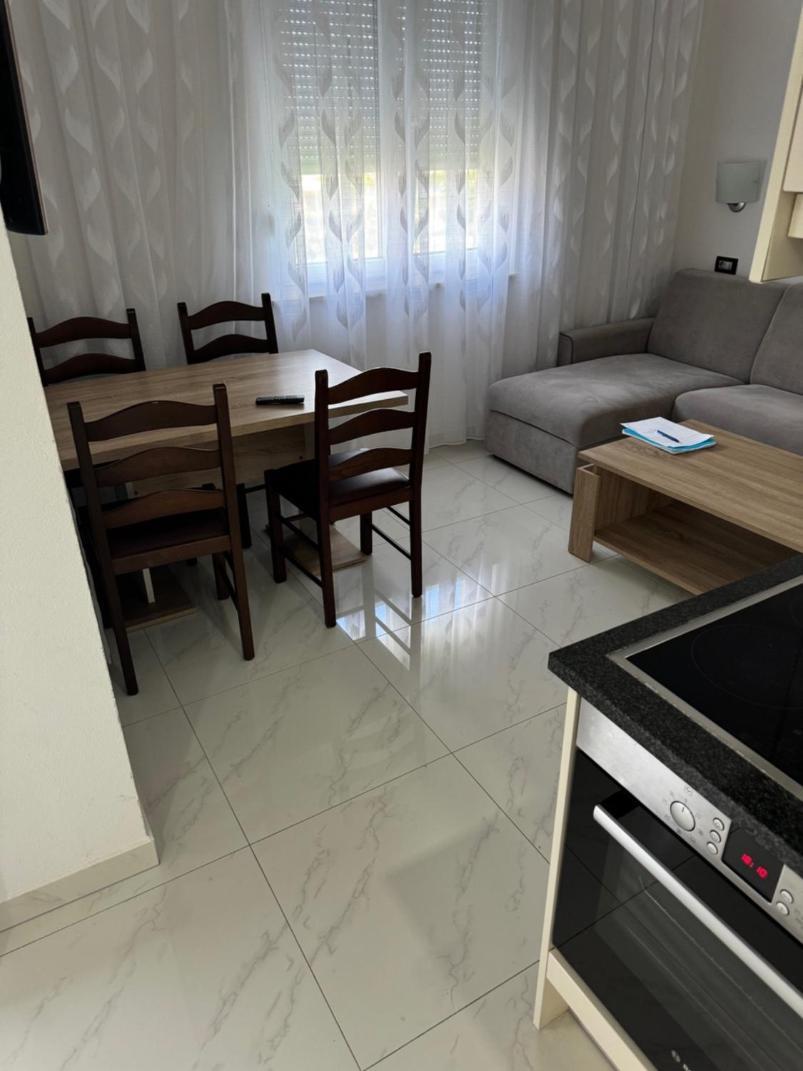 Funtana Appartements an der 1 Reihe vom Meer Buitenkant foto