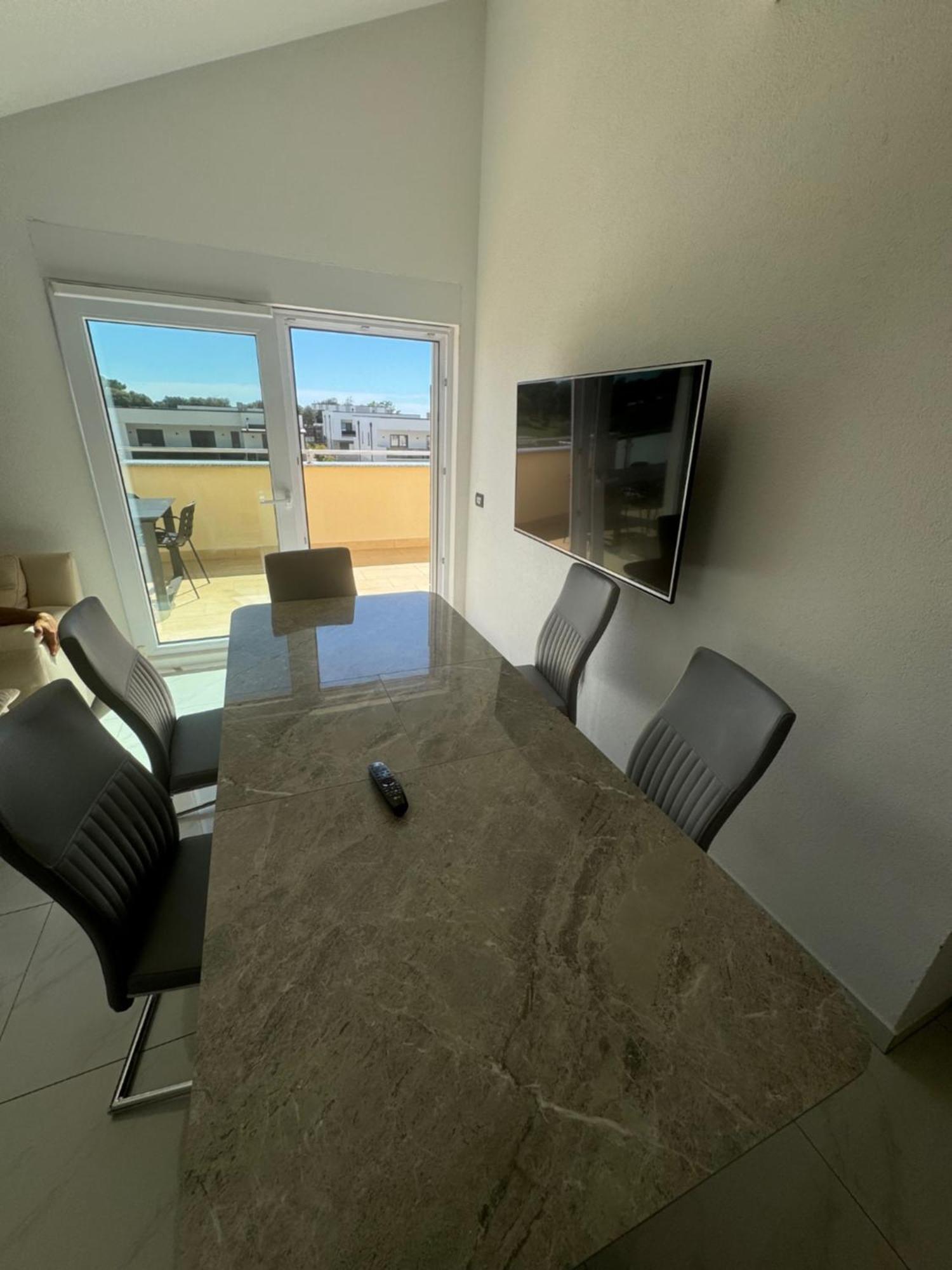 Funtana Appartements an der 1 Reihe vom Meer Buitenkant foto